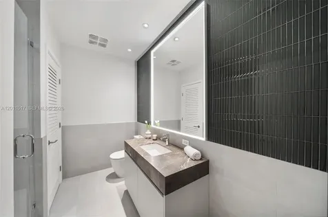500 Alton Road Miami Beach FL 33139