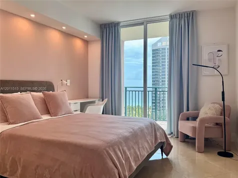17555 Atlantic Boulevard Sunny Isles Beach FL 33160