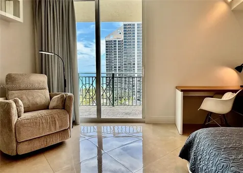 17555 Atlantic Boulevard Sunny Isles Beach FL 33160