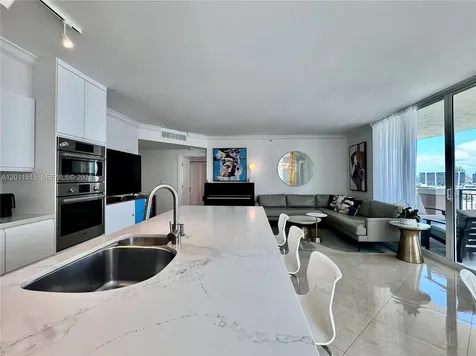 17555 Atlantic Boulevard Sunny Isles Beach FL 33160