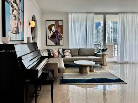 17555 Atlantic Boulevard Sunny Isles Beach FL 33160