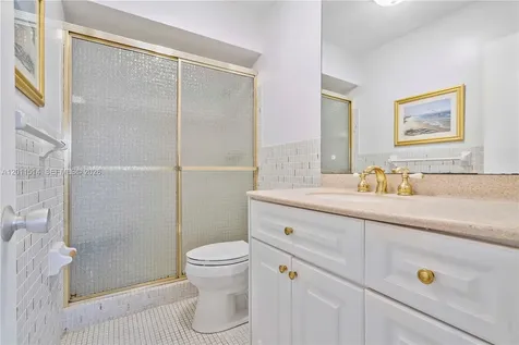 2600 Diana Drive Hallandale Beach FL 33009