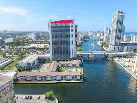 2600 Diana Drive Hallandale Beach FL 33009