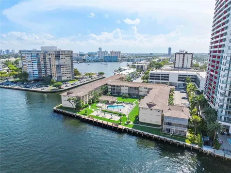 2600 Diana Drive Hallandale Beach FL 33009