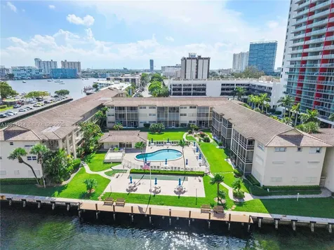 2600 Diana Drive Hallandale Beach FL 33009
