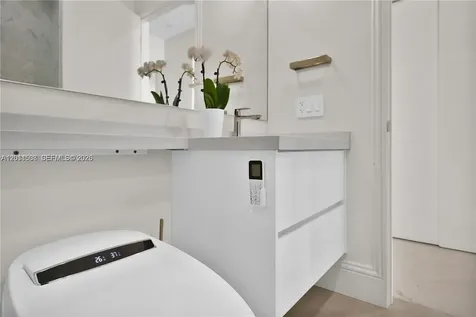 4779 Collins Avenue Miami Beach FL 33140