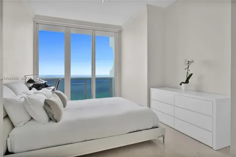 4779 Collins Avenue Miami Beach FL 33140
