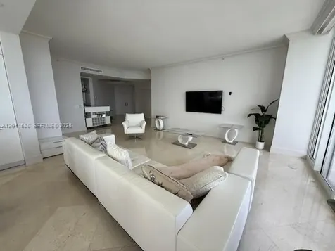 4779 Collins Avenue Miami Beach FL 33140
