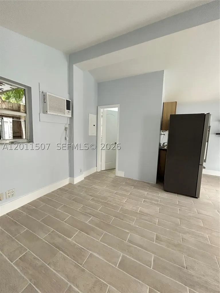 1630 NE 4th Place Fort Lauderdale FL 33301