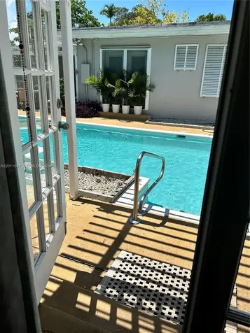 1630 NE 4th Place Fort Lauderdale FL 33301