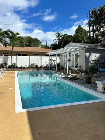 1630 NE 4th Place Fort Lauderdale FL 33301