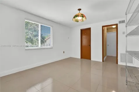 437 Swan Avenue Miami Springs FL 33166