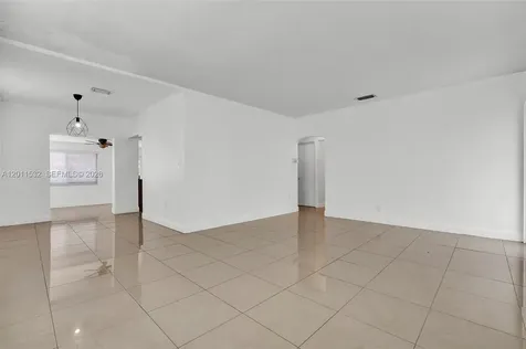 437 Swan Avenue Miami Springs FL 33166