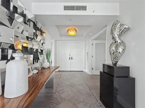 17555 Collins Avenue Sunny Isles Beach FL 33160