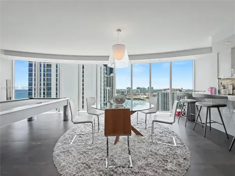 17555 Collins Avenue Sunny Isles Beach FL 33160