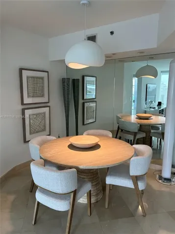 1000 S Pointe Drive Miami Beach FL 33139
