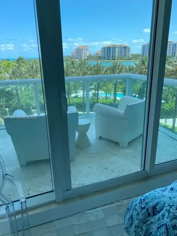 1000 S Pointe Drive Miami Beach FL 33139