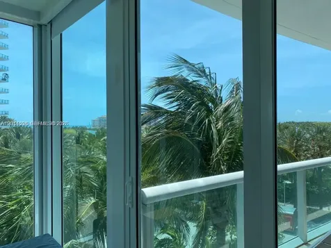 1000 S Pointe Drive Miami Beach FL 33139