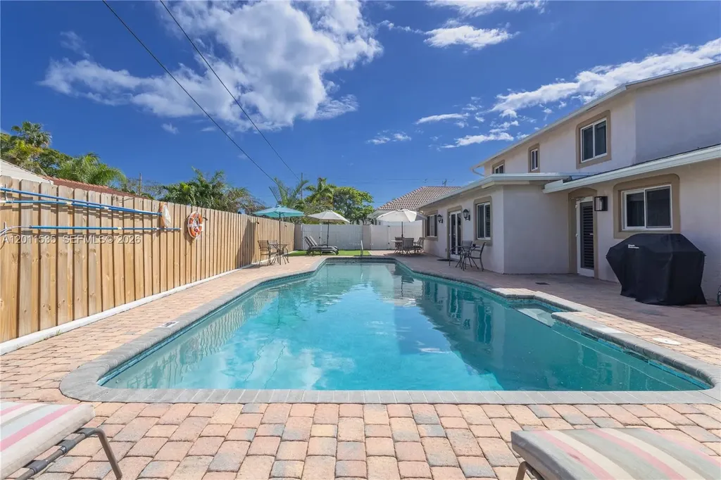 1660 NE 25th Avenue Pompano Beach FL 33062