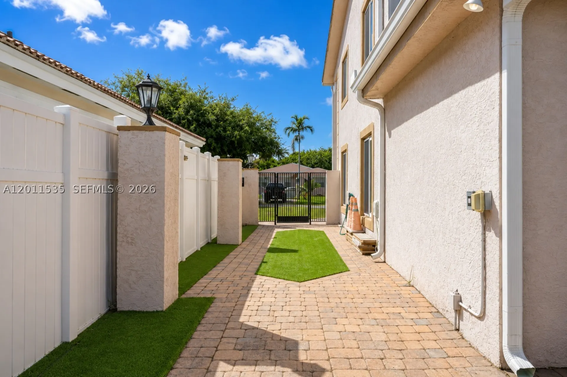 1660 NE 25th Avenue Pompano Beach FL 33062
