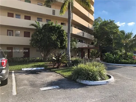 1750 NE 191st Street Miami FL 33179
