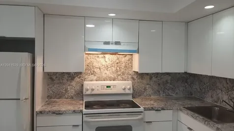 1750 NE 191st Street Miami FL 33179