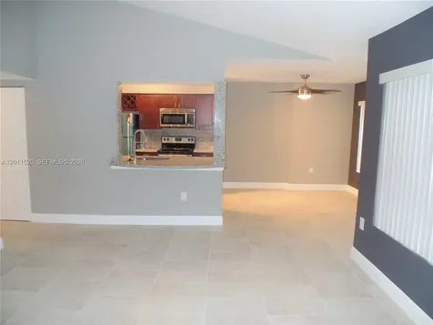 2647 NW 33rd Street Oakland Park FL 33309