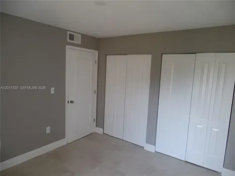 2647 NW 33rd Street Oakland Park FL 33309