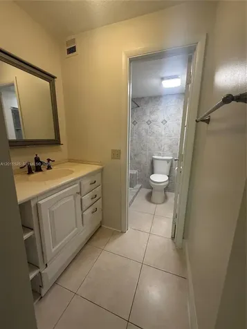 5080 SW 64th Avenue Davie FL 33314