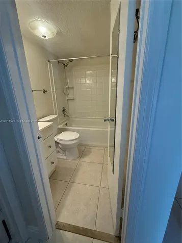 5080 SW 64th Avenue Davie FL 33314