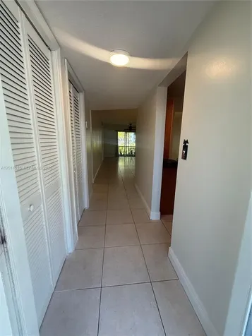 5080 SW 64th Avenue Davie FL 33314