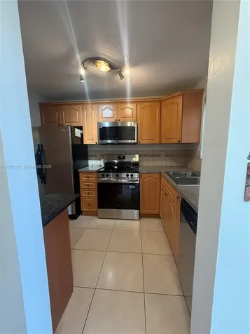 5080 SW 64th Avenue Davie FL 33314
