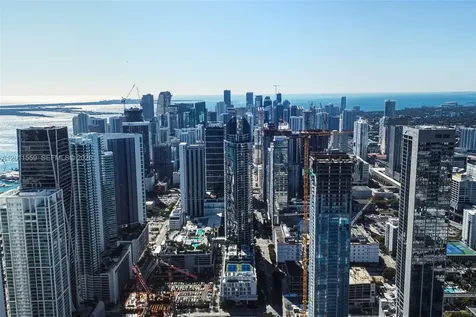 851 NE 1st Avenue Miami FL 33132