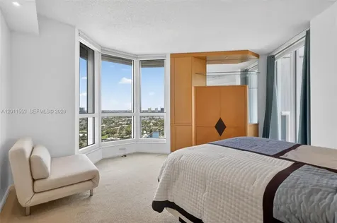 21205 Yacht Club Drive Aventura FL 33180