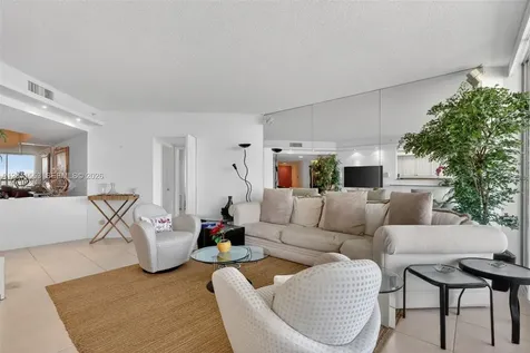 21205 Yacht Club Drive Aventura FL 33180