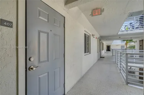 1401 Bay Road Miami Beach FL 33139