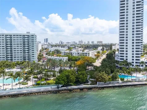 1401 Bay Road Miami Beach FL 33139