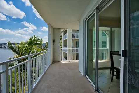 815 NW Flagler Avenue Stuart FL 34994