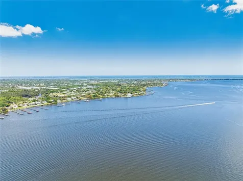815 NW Flagler Avenue Stuart FL 34994