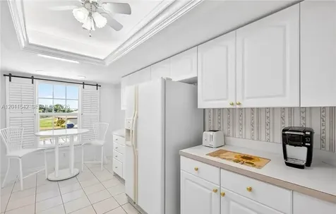 3933 SE 11 Place Cape Coral FL 33904