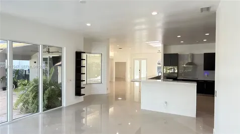 3767 Oak Ridge Circle Weston FL 33331