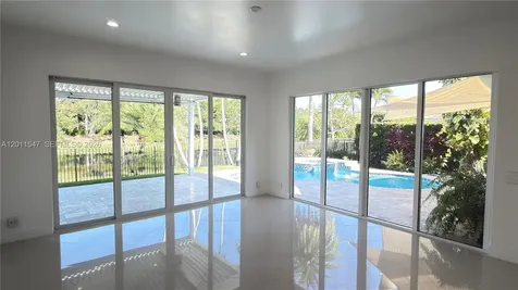 3767 Oak Ridge Circle Weston FL 33331