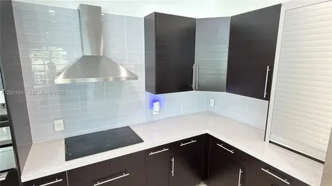 3767 Oak Ridge Circle Weston FL 33331