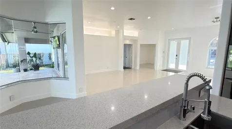3767 Oak Ridge Circle Weston FL 33331