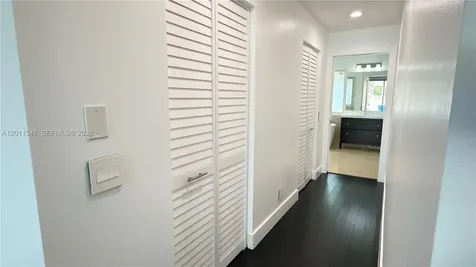 3767 Oak Ridge Circle Weston FL 33331