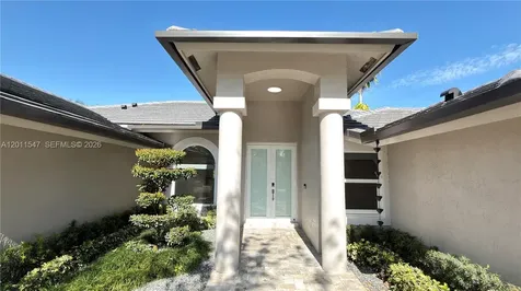 3767 Oak Ridge Circle Weston FL 33331