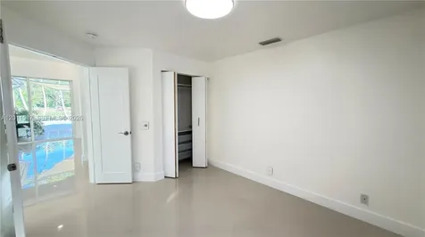 3767 Oak Ridge Circle Weston FL 33331