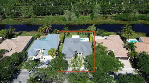 3767 Oak Ridge Circle Weston FL 33331
