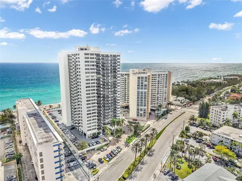 3140 S Ocean Drive (Avail Now- Nov 15, 2026) Hallandale Beach FL 33009