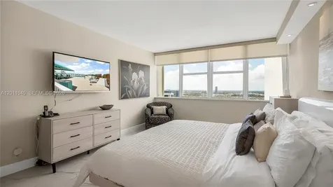 3140 S Ocean Drive (Avail Now- Nov 15, 2026) Hallandale Beach FL 33009